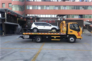 吉木乃附近汽车拖车电话